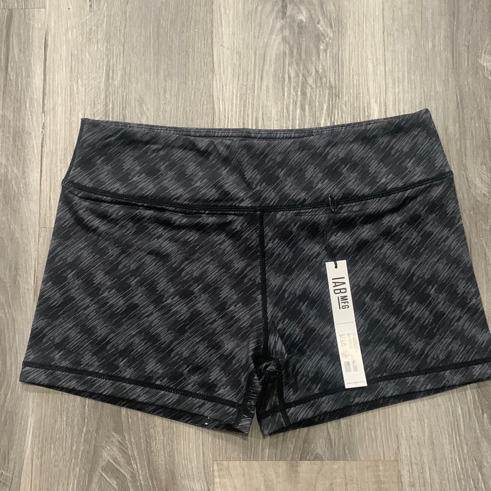 Grey/black print athletic IAB shorts